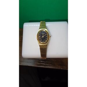 Vintage Pulsar Ladies Quartz Watch – Gold Tone – Japan Movement
